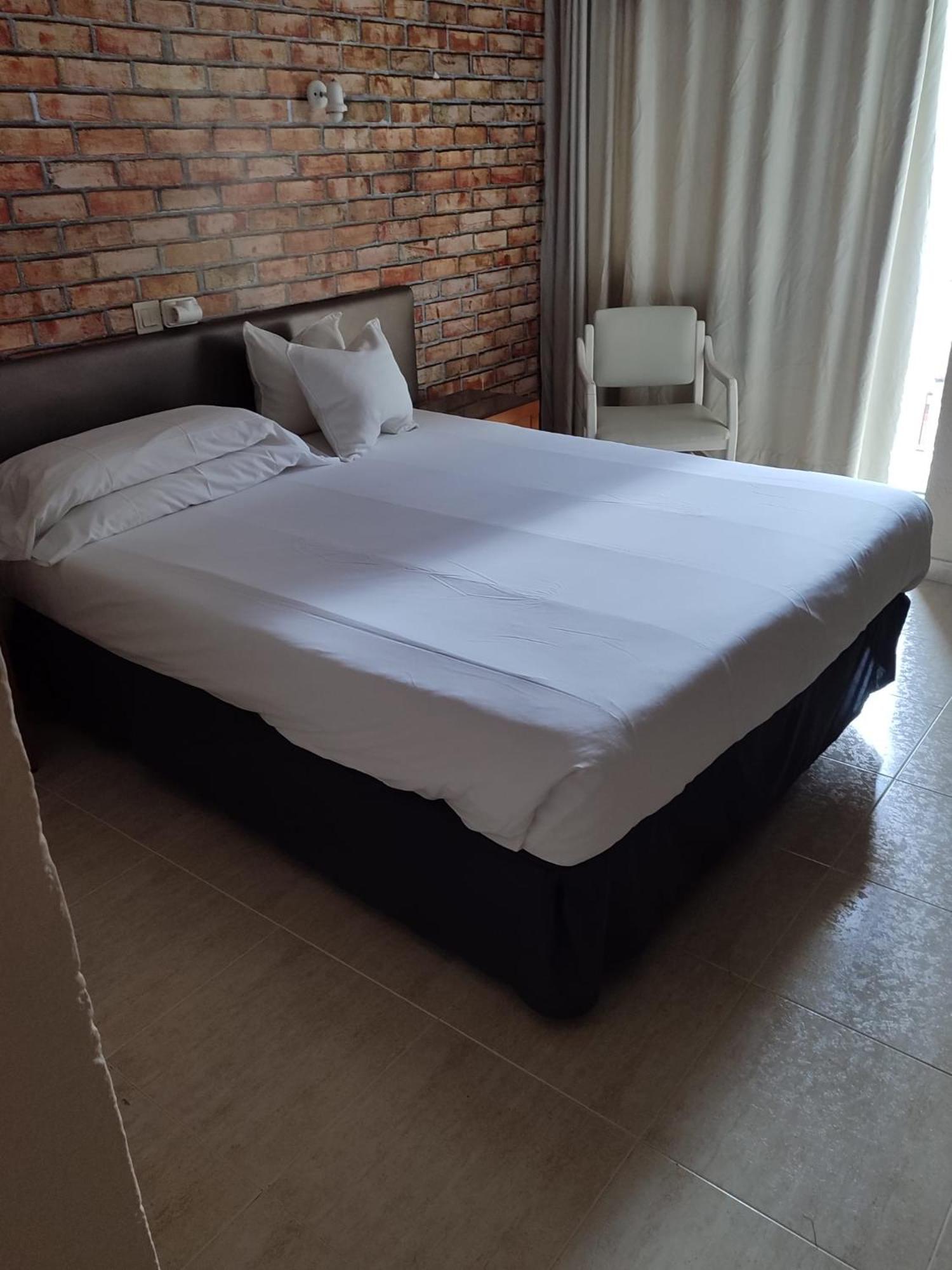 Hostal Mar Del Plata (Adults Only) 엘아레날 외부 사진
